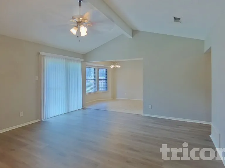3029 Meadowmoor St — Photo 3