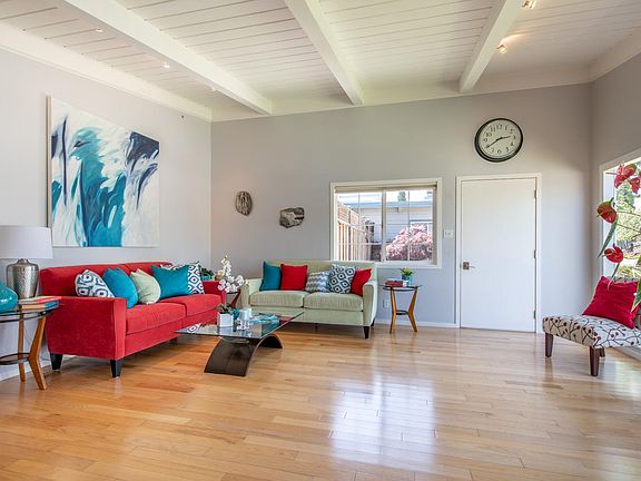 3rd image of 540 Sunnymount Ave