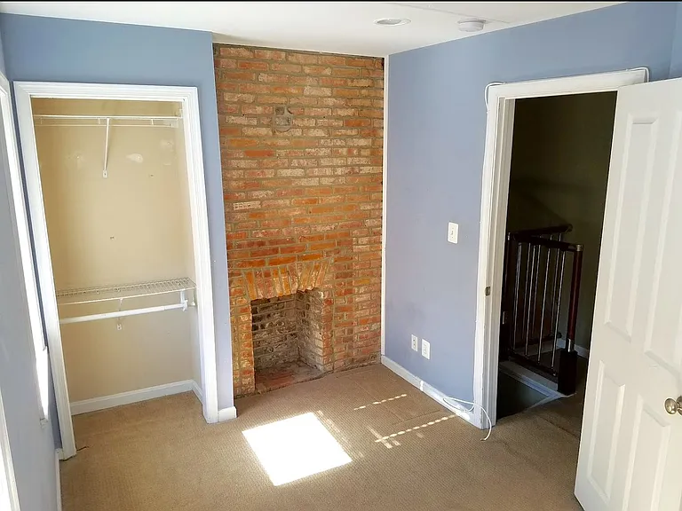 408 S Washington St — Photo 9