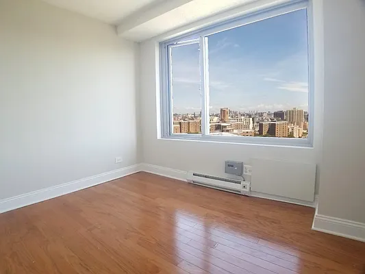 Rented by Area New York | media 16