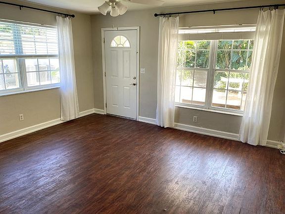 4th image of 1126 28th St