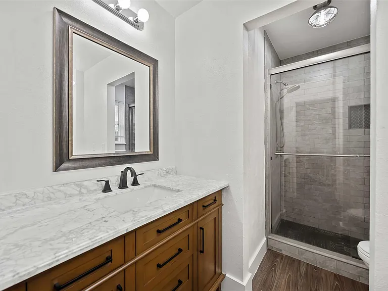 22419 Deville Dr — Photo 23