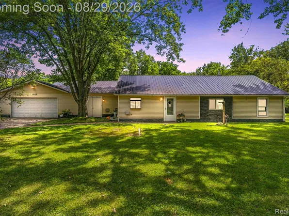1163 S Packard Ave, Burton, MI 48509