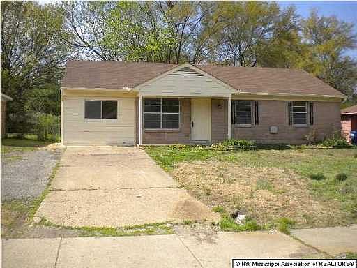1st image of 2685 Meadowbrook Dr