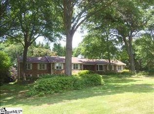 415 Quail Ridge Cir, Boiling Springs, SC 29316