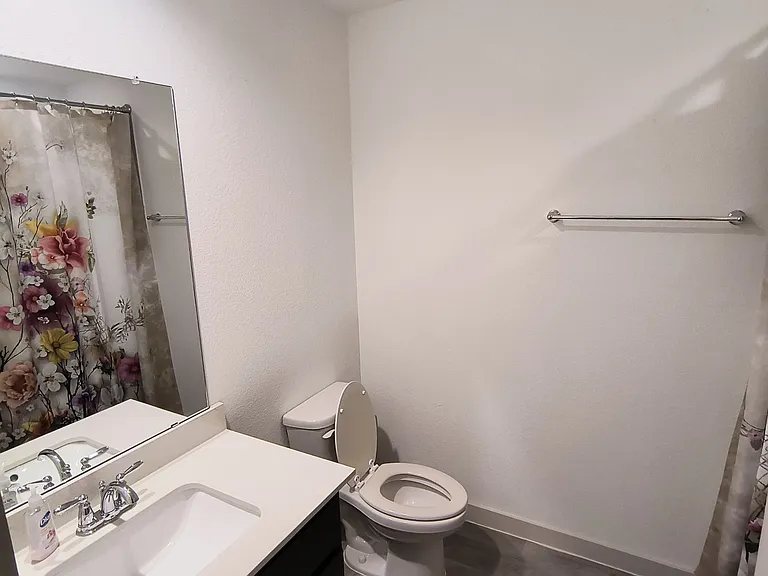 350 Silver Bridge Ct — Photo 15