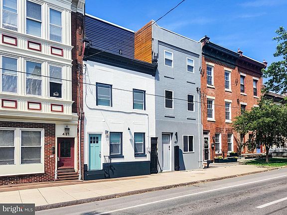 2nd image of 429 Tasker St