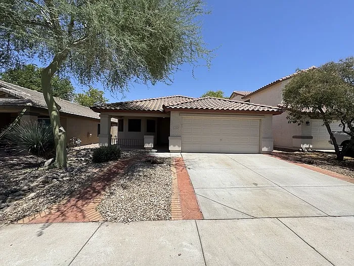 2330 W Blue Sky Dr — Photo 2