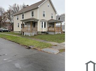 194 Cedarwood Ter #194, Rochester, NY 14609