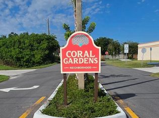 1991 SE Jackson St, Stuart, FL 34997