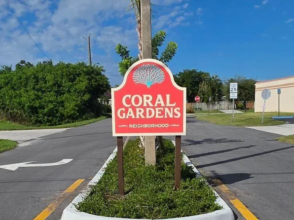 1991 SE Jackson St, Stuart, FL 34997