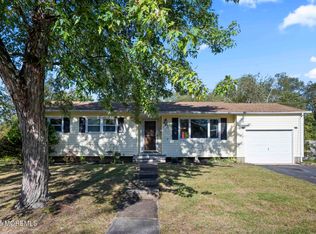 34 Drexel Dr, Jackson, NJ