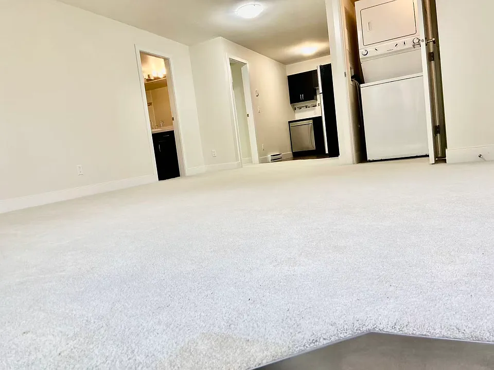 3411 Harper Rd
