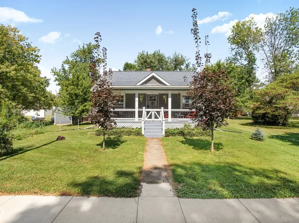 106 E Cherry St, Advance, IN 46102