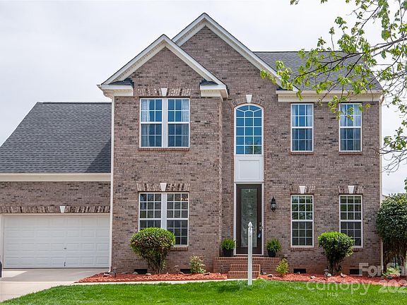 2nd image of 8810 Cool Meadow Dr