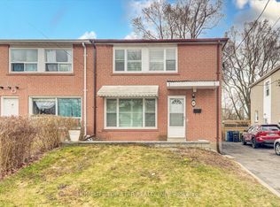 50 Chestnut Cres, Toronto, ON M1L1Y5