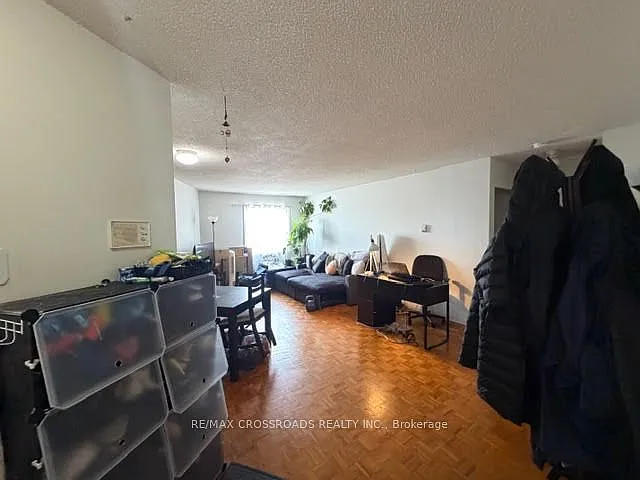 1 Kingston Rd E #305 — Photo 4