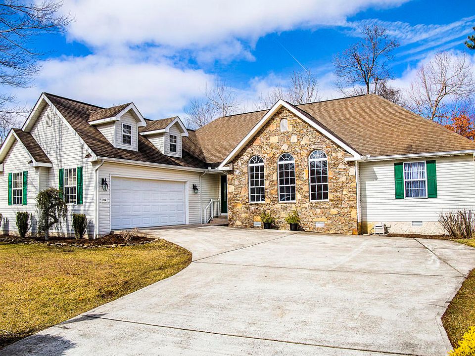 1st image of 134 Forest Hill Dr