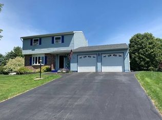 5 Kingsley Ave, Gansevoort, NY 12831