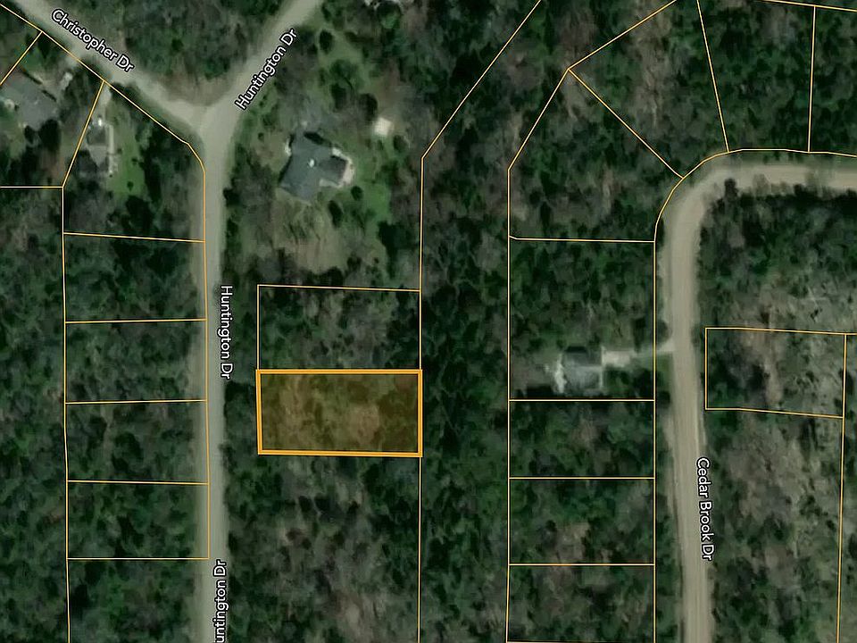 2nd image of Huntington Dr