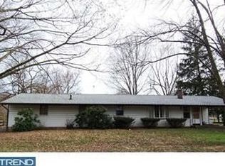 968 Shavertown Rd, Garnet Valley, PA 19060