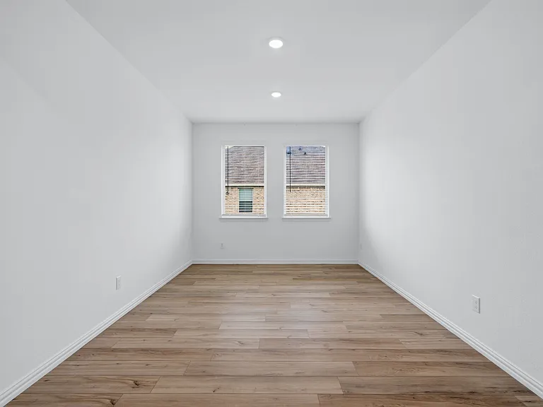 1312 Pistachio Dr — Photo 5