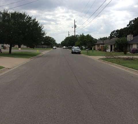 3rd image of 915 Garden Meadow Dr