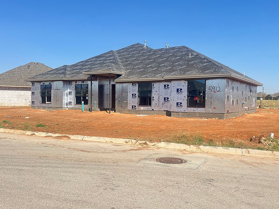 1st image of 5912 Comal Dr