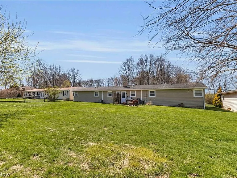 2587 Jaycox Rd — Photo 15