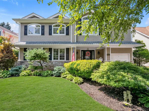 204 Kildare Road, Garden City, NY 11530