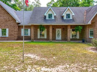 4187 Shell Landing Rd, Vernon, FL 32462