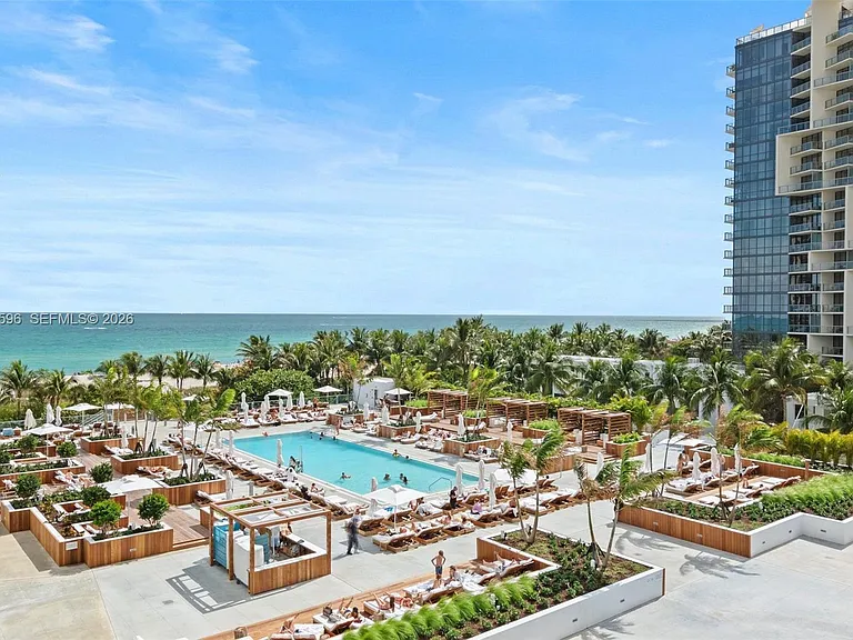 2301 Collins Ave #504 — Photo 4