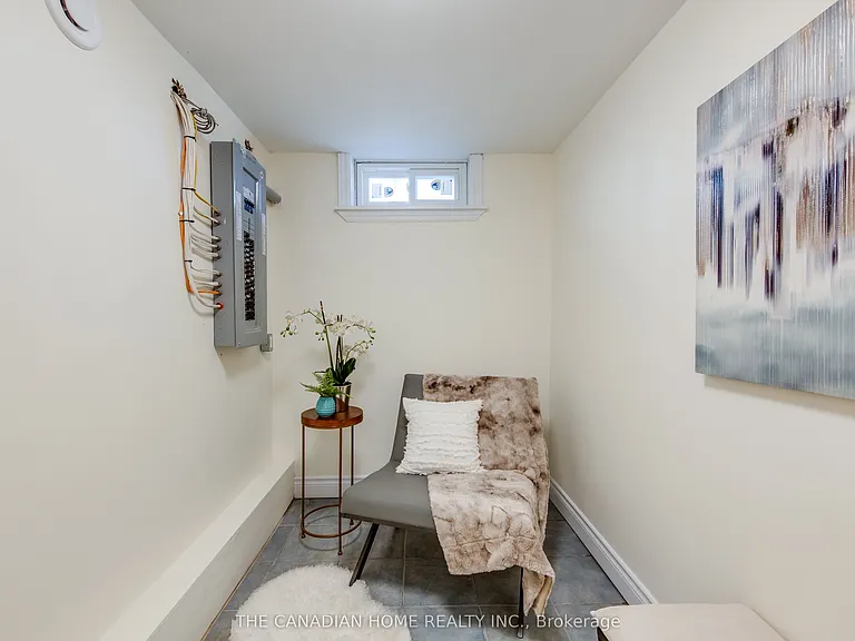8 Clearview Hts — Photo 15