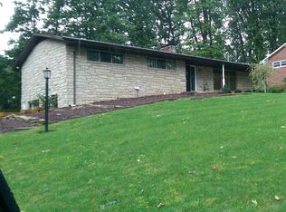 440 Cherokee Dr, Butler, PA