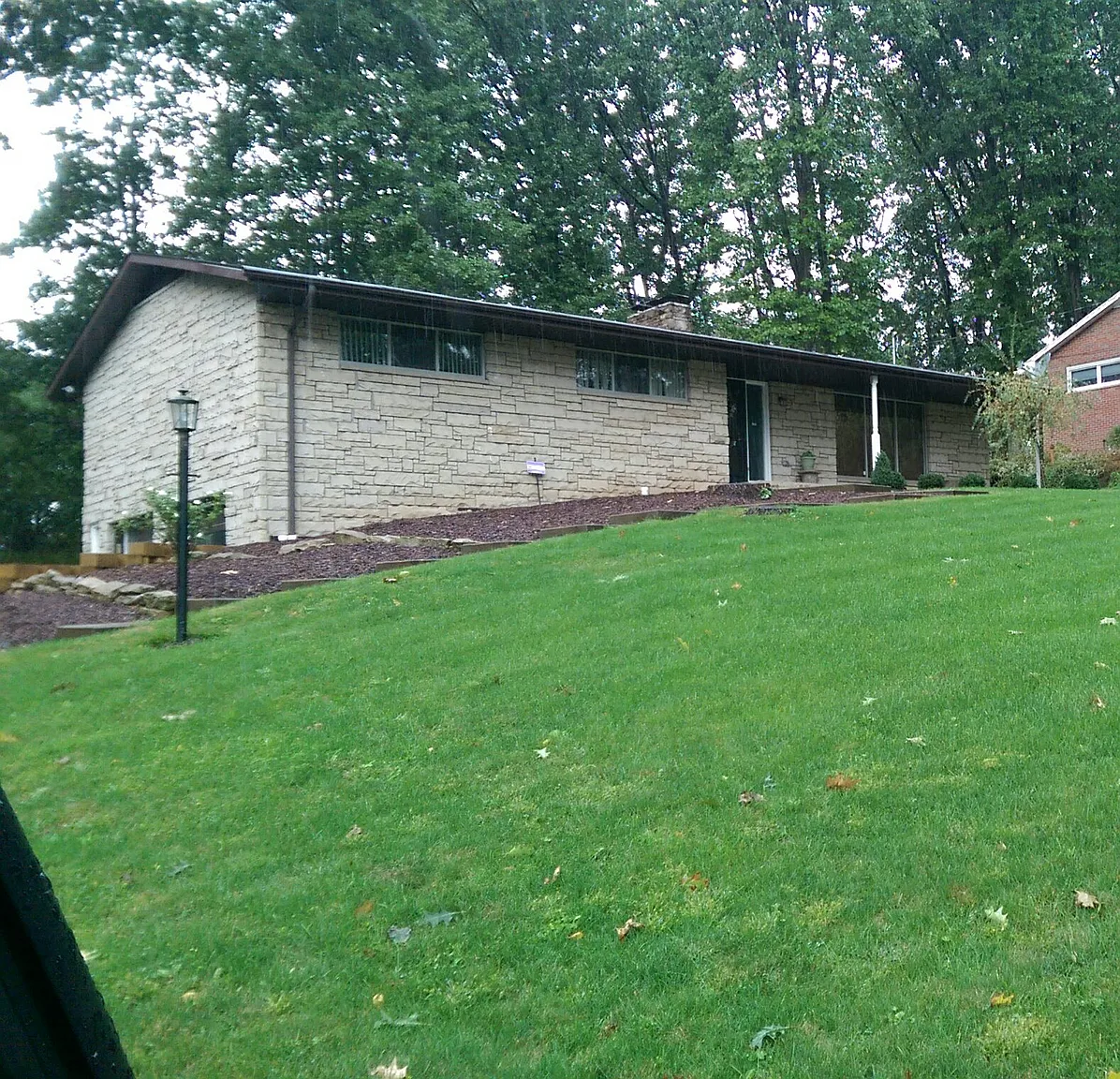 440 Cherokee Dr photo 1