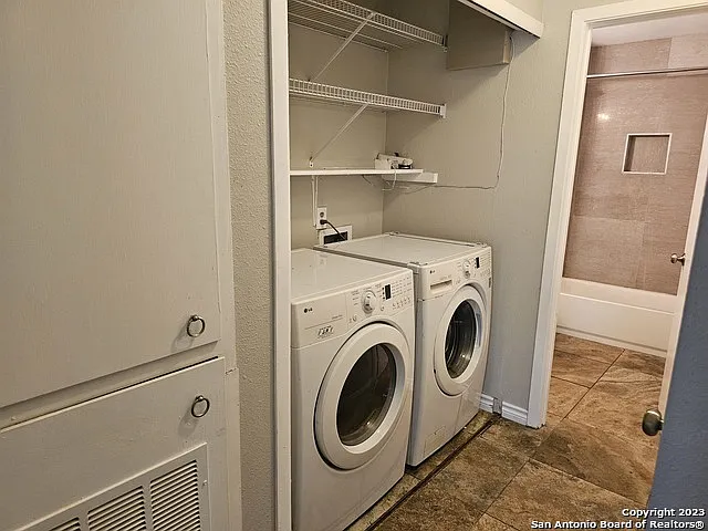 7692 Cascade Oak Dr — Photo 18