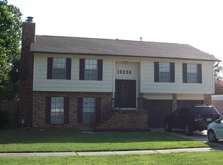 15230 Silverman St, Webster, TX 77598