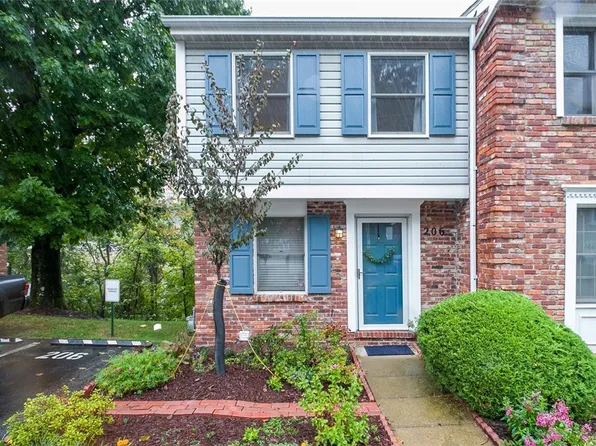 206 Timberidge Dr #2, Bethel Park, PA 15102