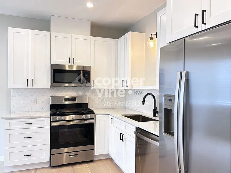 4205 Tejon St — Photo 6