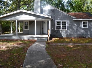 121 Park Ave, Olanta, SC 29114