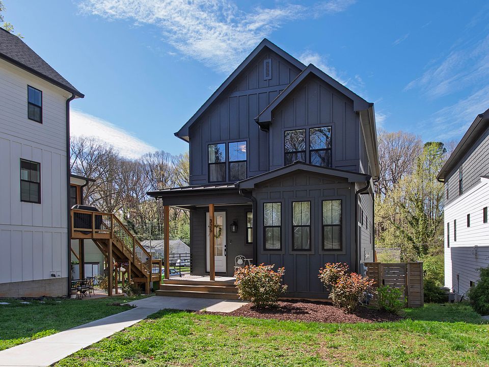 1st image of 325 Grand Ave