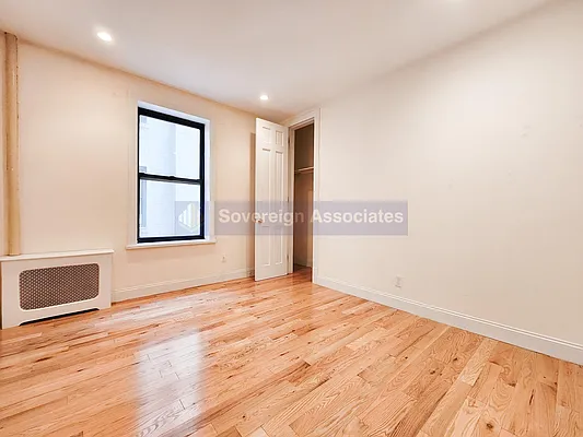 Rented by Sovereign Associates | media 4