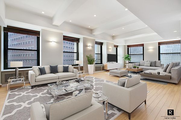 Sold by R New York | $2,000,000