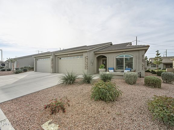 3rd image of 3117 S SIGNAL BUTTE Road #514