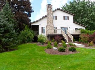 541 Sunset Dr, Trafford, PA 15085
