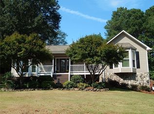 515 E Cherokee Ct, Woodstock, GA 30188