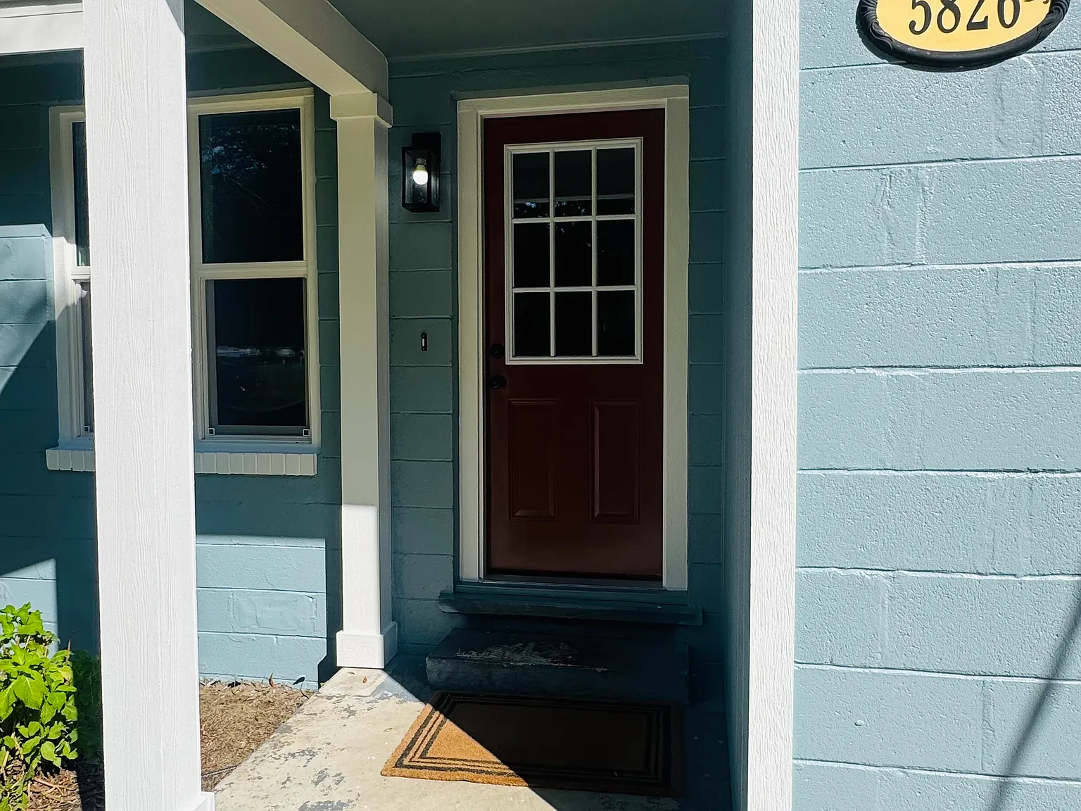 4 bed, 1800 sqft, $2,400 — Photo 2