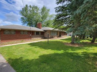 3760 W Maple Rd, Bloomfield Hills, MI 48301