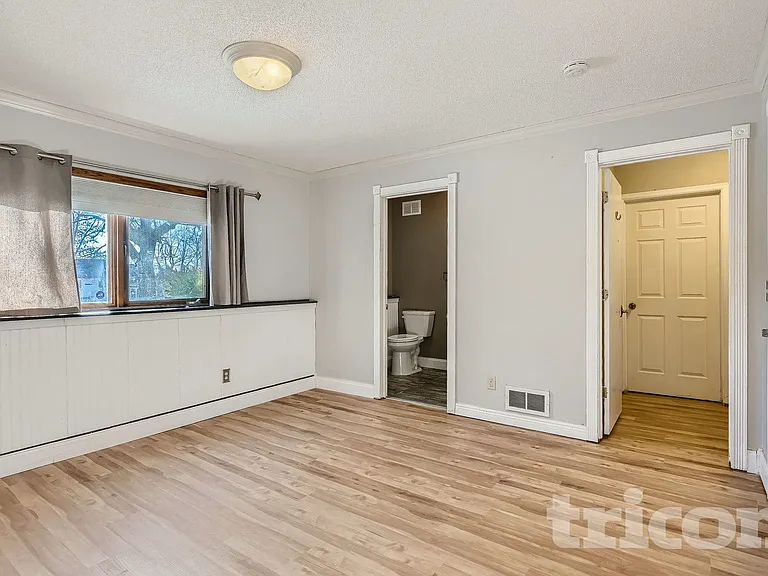 7429 Chesham Ln — Photo 16