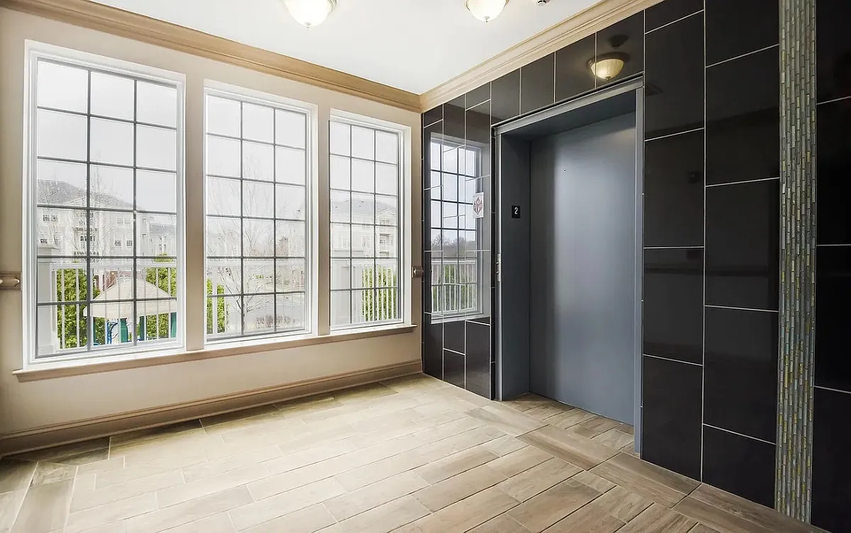 Building Photo - 3850 Clara Downey Ave #24